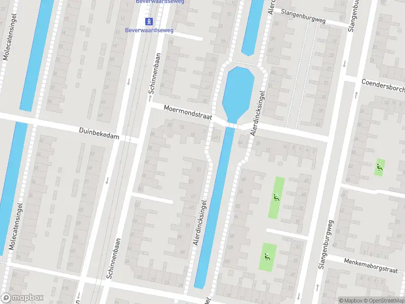 Ambulance met grote spoed naar de Alerdincksingel in Rotterdam