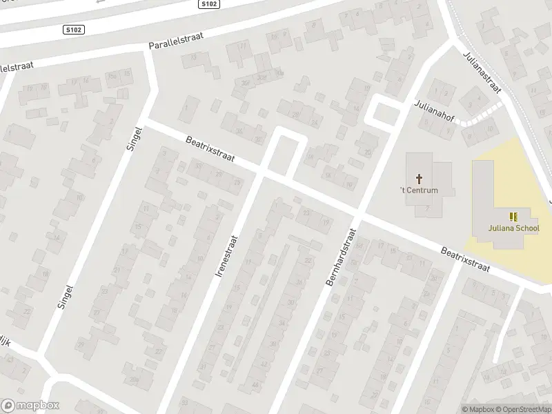 Ambulance met gepaste spoed naar de Irenestraat in Rhoon