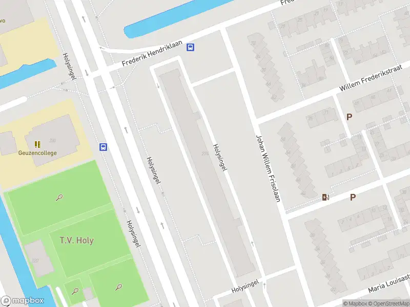 Ambulance met gepaste spoed naar de Holysingel in Vlaardingen