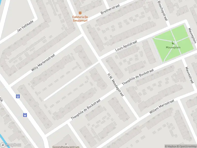 Ambulance met grote spoed naar de H.W. Mesdagstraat in Dordrecht