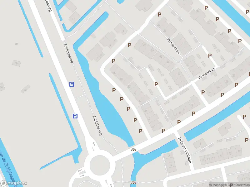 Ambulance met grote spoed naar de Koningsoever in Zevenhuizen