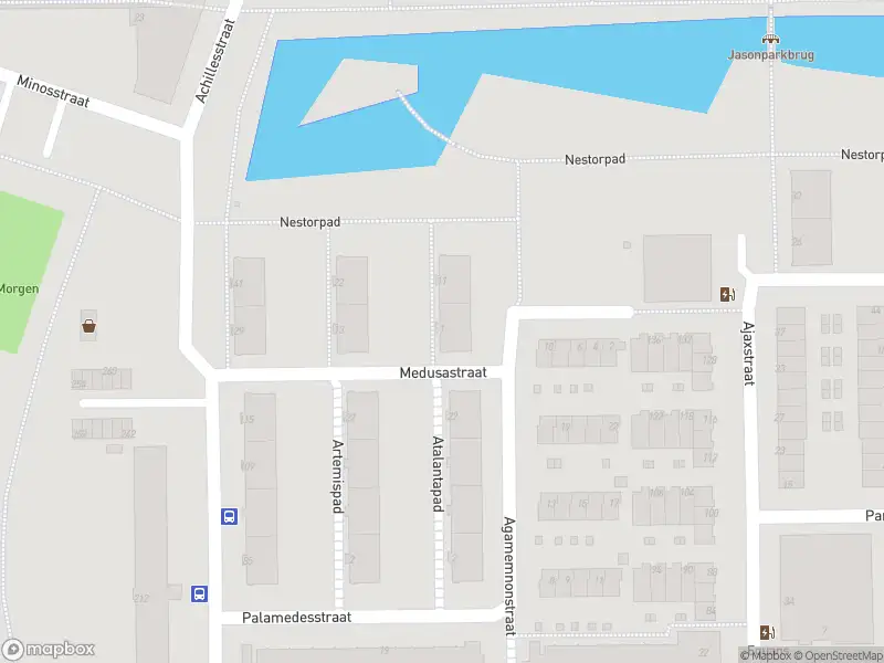 Traumahelikopter met grote spoed naar de Medusastraat in Rotterdam