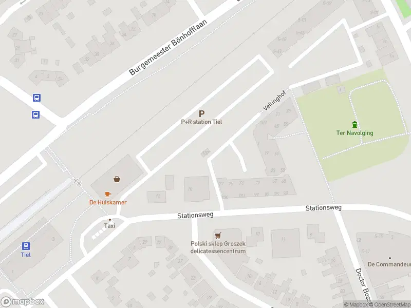 Politie naar de Stationsweg in Tiel vanwege aanrijding met letsel