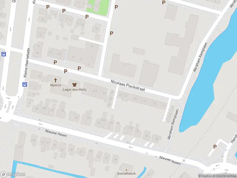 Ambulance met gepaste spoed naar de Nicolaas Pieckstraat in Gorinchem