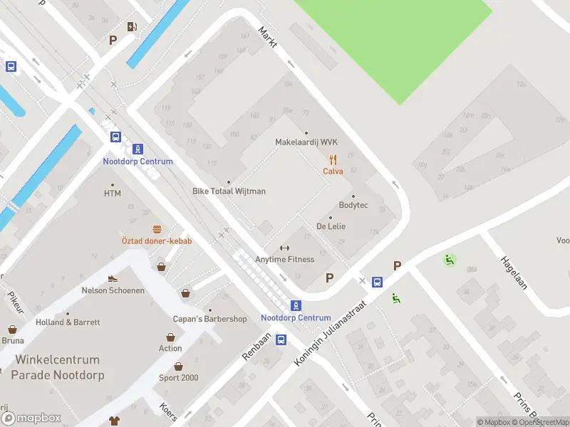 Traumahelikopter met grote spoed naar de Markt in Nootdorp