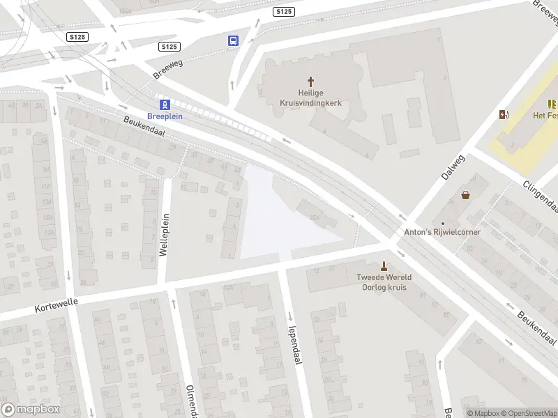 Ambulance met gepaste spoed naar de Beukendaal in Rotterdam