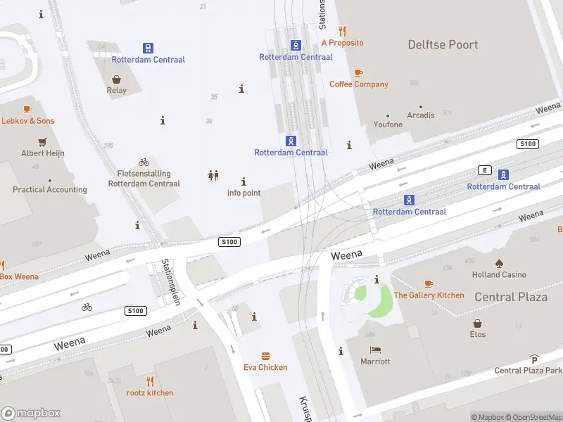 Ambulance met grote spoed naar de Weena in Rotterdam