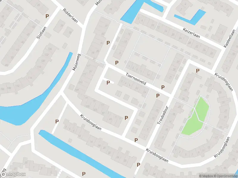 Ambulance met gepaste spoed naar de Ringmuur in Oostvoorne