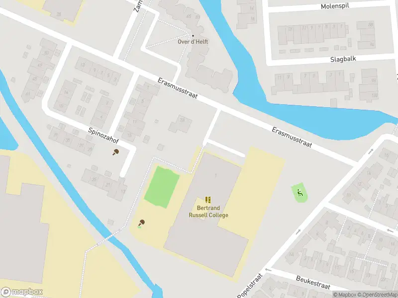 Ambulance naar de Erasmusstraat in Krommenie vanwege ongeval met letsel