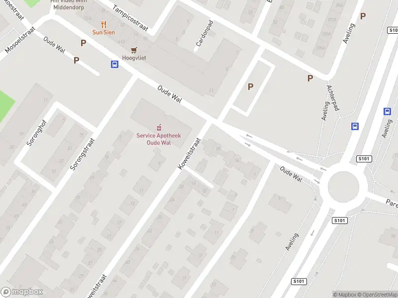 Ambulance met grote spoed naar de Oude Wal in Hoogvliet Rotterdam