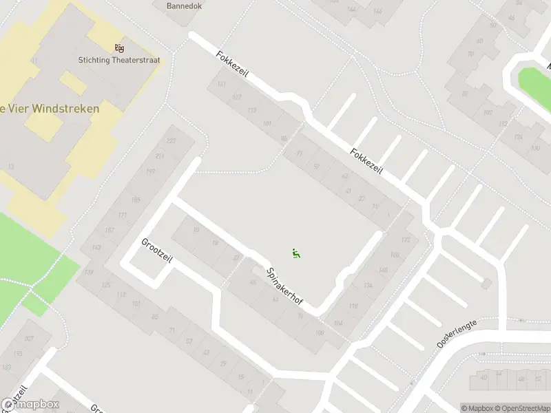 Ambulance met grote spoed naar de Staghof in Amsterdam