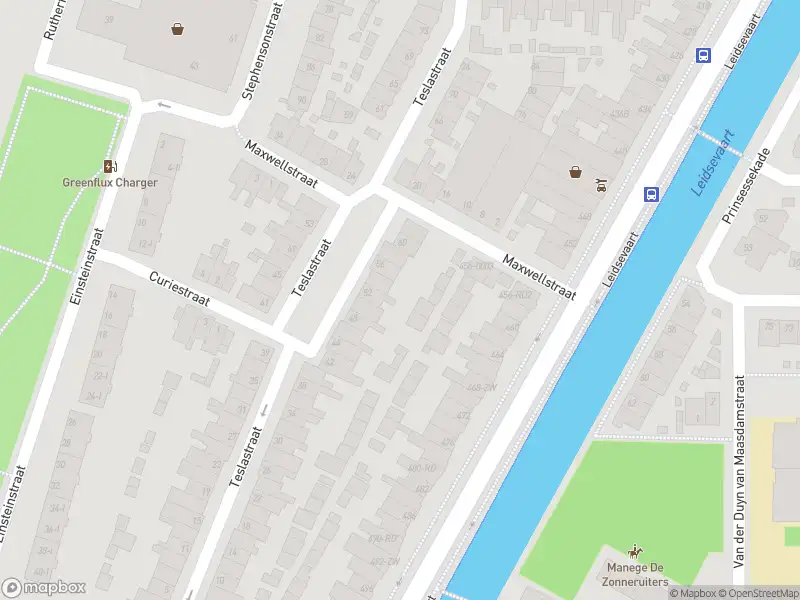 Ambulance met grote spoed naar de Einsteinstraat in Haarlem