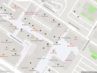 Ambulance met grote spoed naar de Slufter in Amsterdam