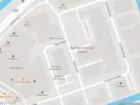 Ambulance met grote spoed naar de Jan Rebelstraat in Amsterdam