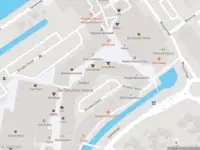 Ambulance met grote spoed naar de Struytse Hoeck in Hellevoetsluis