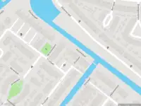 Ambulance met grote spoed naar de Perzikenpad in Wateringen