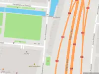 Ambulance met grote spoed naar de Gerrie Knetemannlaan in Amsterdam