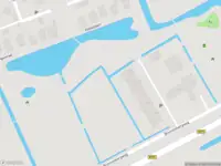 Brandweer met gepaste spoed naar de Bremenbergweg in Nijeveen