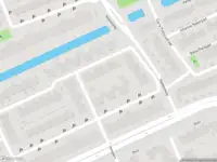 Ambulance met gepaste spoed naar de Hermanus M H Coenradistraat in Schiedam