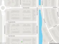 Ambulance met grote spoed naar de Kraaijeveldleede in Barendrecht