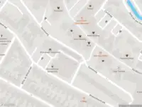 Ambulance met grote spoed naar de Vinkenstraat in Sliedrecht