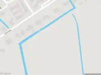 Politie naar de Nieuwe Zuiderlingedijk in Heukelum vanwege aanrijding met letsel