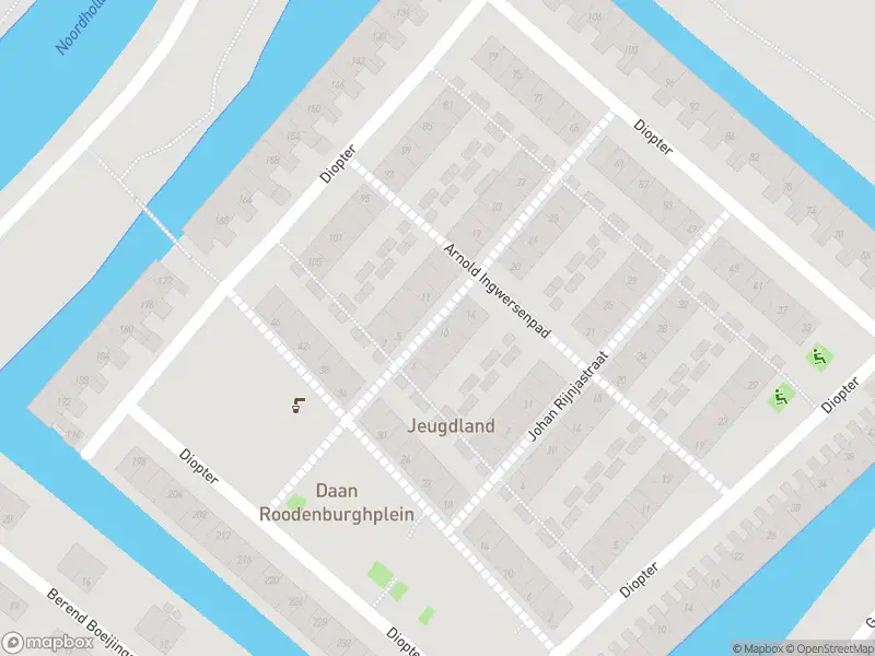 Ambulance met grote spoed naar de Gerrit Versteegstraat in Amsterdam
