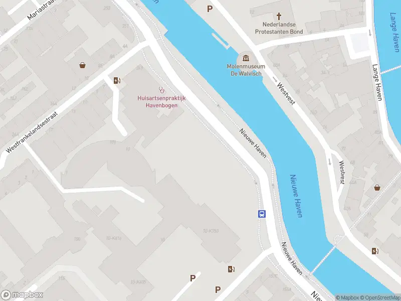Ambulance met gepaste spoed naar de Nieuwe Haven in Schiedam