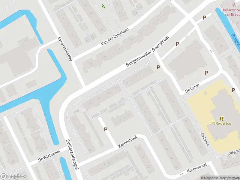Ambulance met grote spoed naar de Boslaan in Zevenhuizen