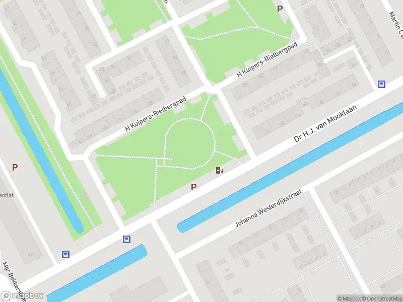 Ambulance met grote spoed naar de Florence Nightingalestraat in Rijswijk
