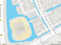 Ambulance met gepaste spoed naar de Myra Wardsingel in Berkel en Rodenrijs