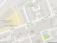 Ambulance met gepaste spoed naar de Polderweg in Amsterdam vanwege stankoverlast