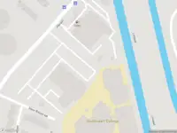 Ambulance en brandweer met grote spoed naar de Paxlaan in Hoofddorp vanwege voertuigbrand