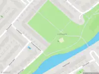 Ambulance met gepaste spoed naar de Remmersteinpark in Nieuw-Vennep