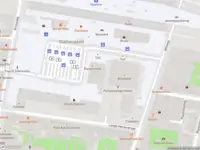 Ambulance met grote spoed naar de Kenaupark in Haarlem