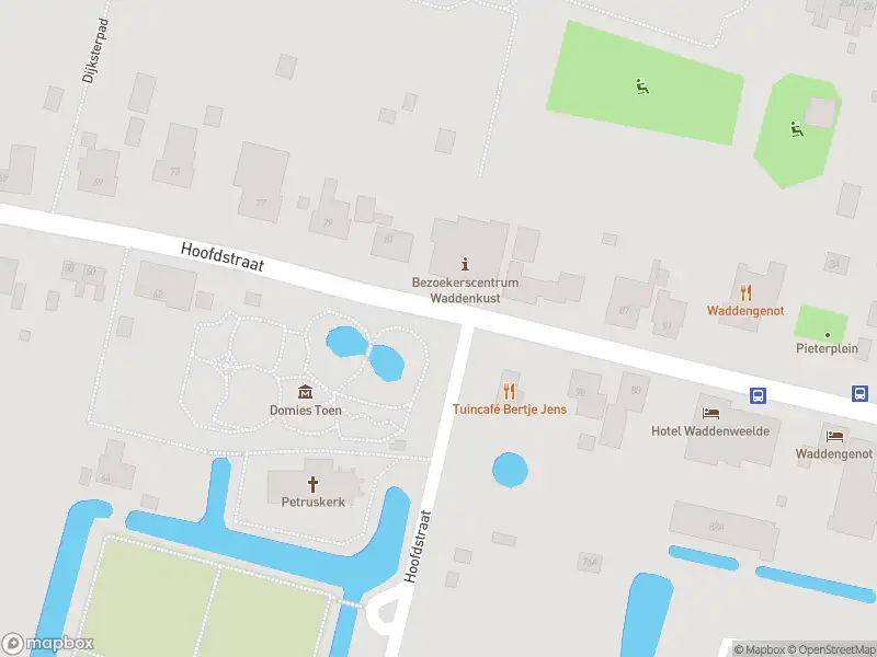 Brandweer met grote spoed naar de Hoofdstraat in Pieterburen vanwege gebouwbrand