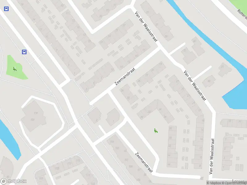 Ambulance met grote spoed naar de Zeemanstraat in Ridderkerk