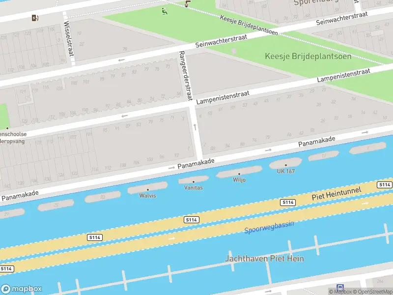 Brandweer met grote spoed naar de Rangeerderstraat in Amsterdam