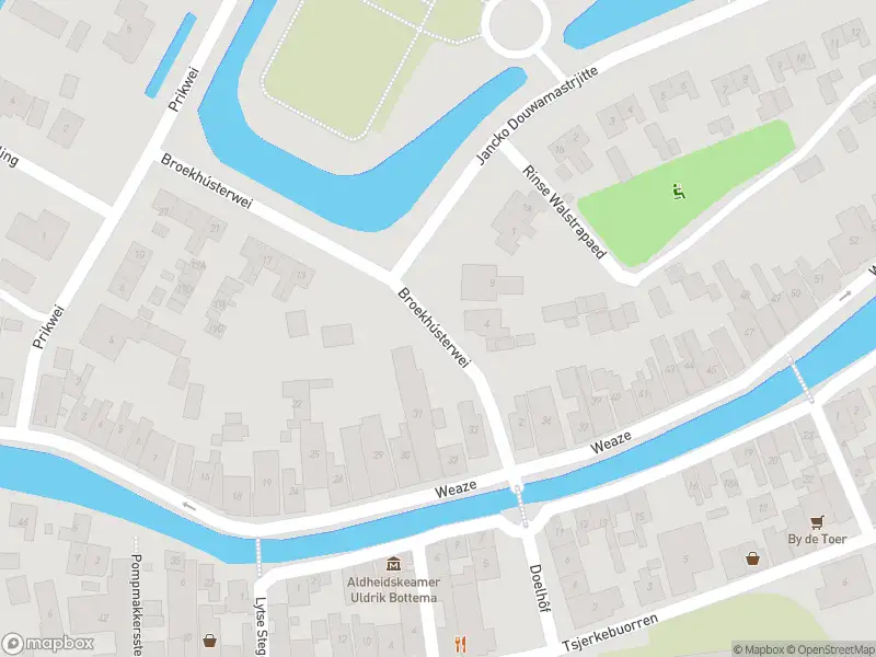 Brandweer en politie met grote spoed naar de Broekhústerwei in Aldeboarn vanwege middelgrote brand