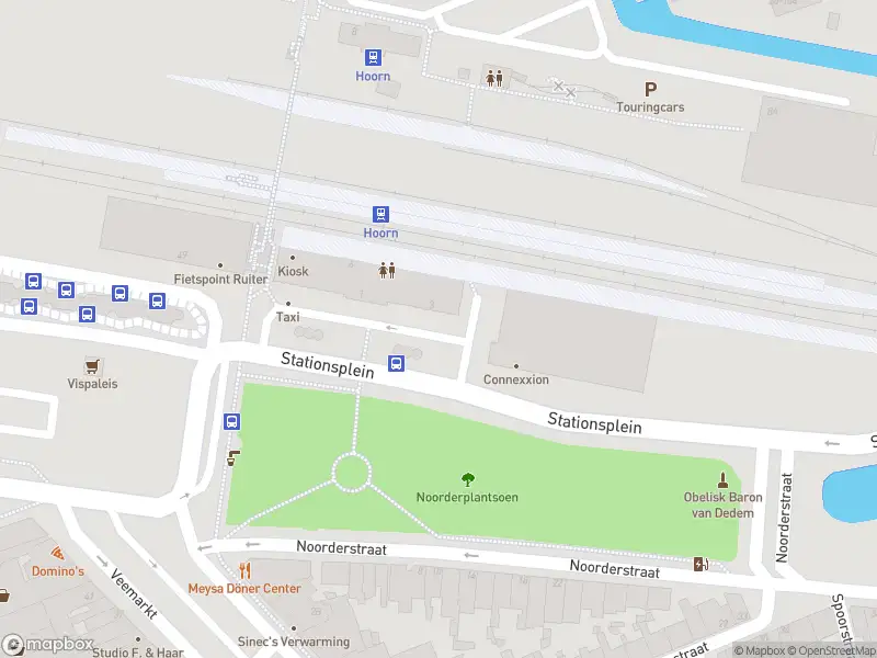 Ambulance met grote spoed naar de Stationsplein in Hoorn
