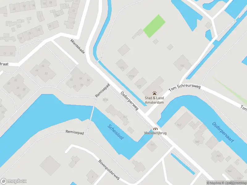 Ambulance met grote spoed naar de Osdorperweg in Halfweg