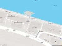 Ambulance met grote spoed naar de Klapmutsenveem in Amsterdam