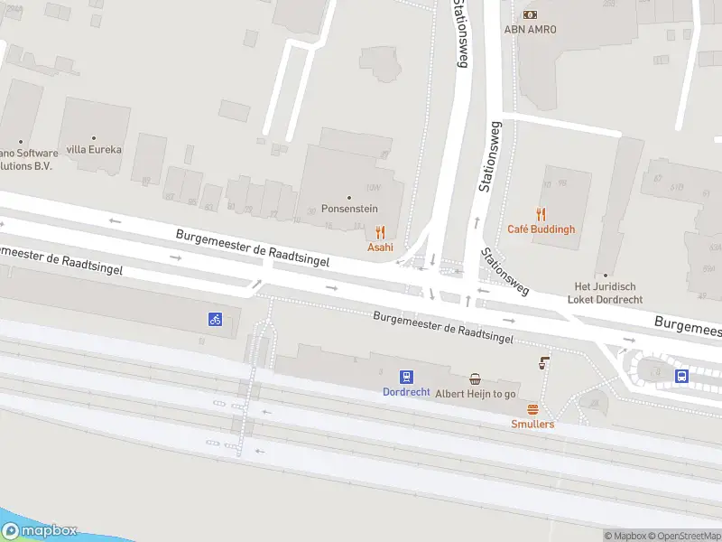 Ambulance met grote spoed naar de Stationsplein in Dordrecht