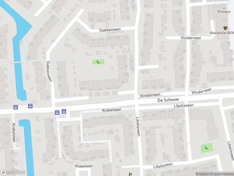Ambulance met gepaste spoed naar de Slakkenveen in Spijkenisse