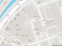 Ambulance met grote spoed naar de Keurenplein in Amsterdam