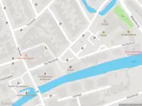Ambulance met grote spoed naar de Van Rijnstraat in De Lier
