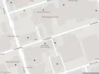 Ambulance met grote spoed naar de Energieweg in Delft