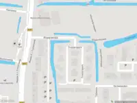 Brandweer met gepaste spoed naar de Troelstrapark in Leeuwarden vanwege afhijsen patient