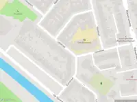 Ambulance met gepaste spoed naar de Lekstraat in Haarlem