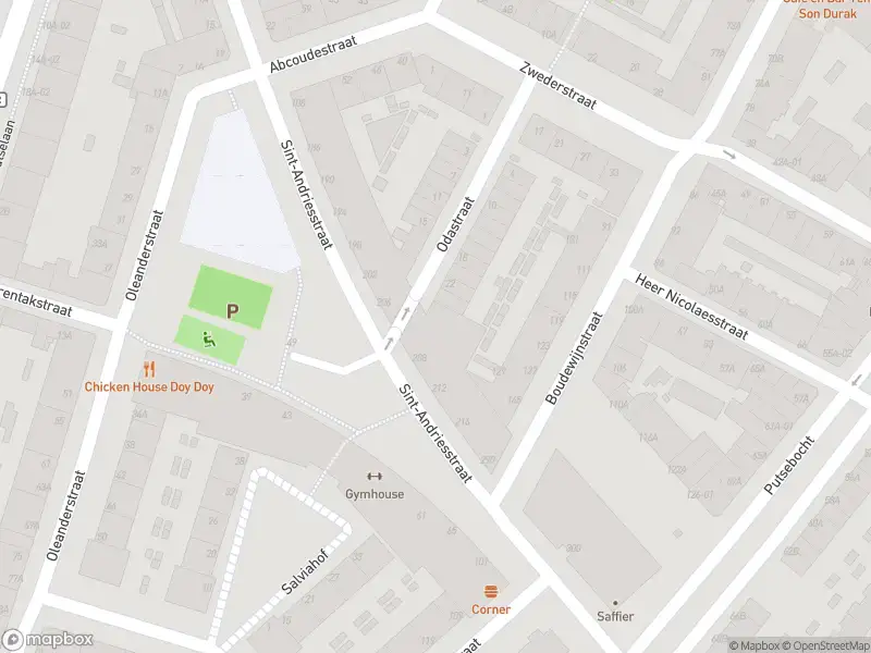 Ambulance met grote spoed naar de Sint-Andriesstraat in Rotterdam
